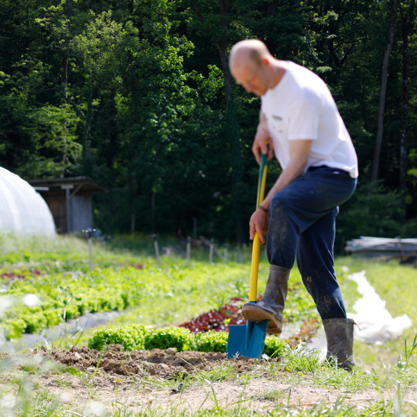 Matériels et outils de jardinage